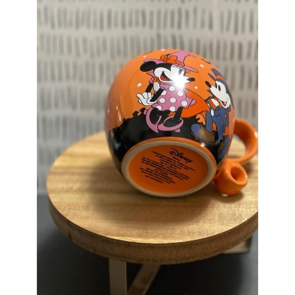 Disney Mickey Mouse & Minnie Mouse Happy Halloween Mug - Picture 6 of 6